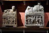 Volterra. La grandiosa serie di urne cinerarie del Museo Etrusco Guarnacci.